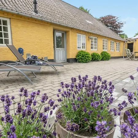 Ilsa - 9-8km From The Sea In Western Jutland By Interhome